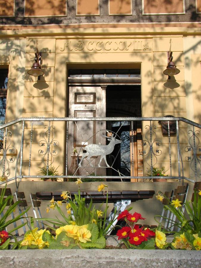 Gasthof Pension Zum Goldenen Hirschen Burgbernheim Exterior foto